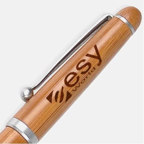 Caneta Esferográfica em Bambu Cromado Fosco Personalizada