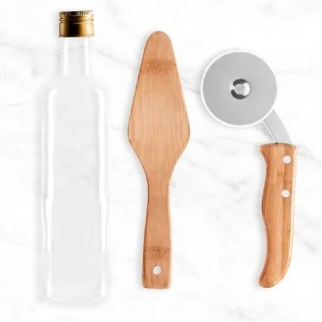Kit para Pizza com Cortador, Espátula e Garrafa 3 Pçs Personalizado