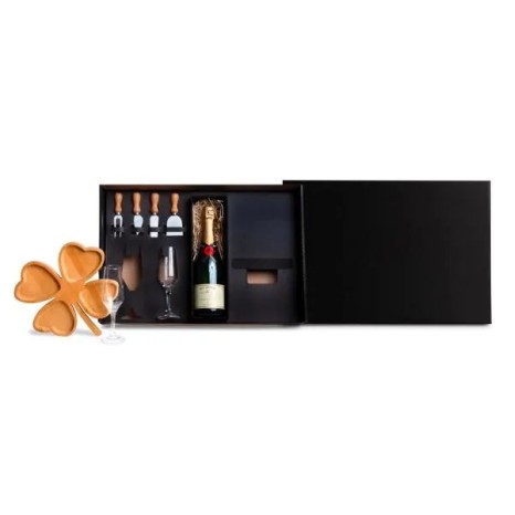 Kit Petisco e Champagne 7 Pçs Não Acompanha Garrafa Personalizado