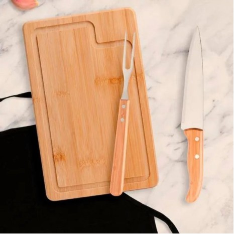 Kit para Churrasco em Bambu / Madeira / Inox com Avental 4 Pçs Personalizado