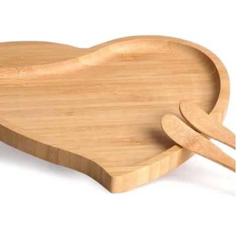 Petisqueira em Bambu com Formato de Coração com Espátulas Personalizado